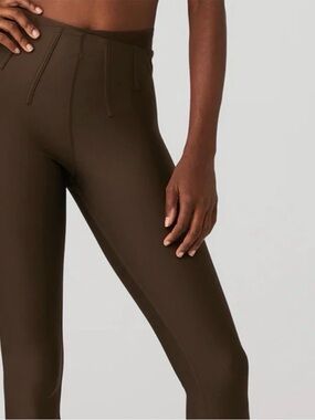 Alo Yoga Airlift High-Waist 7/8 Corset Legging in Espresso